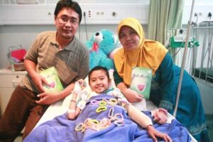 Perjuangan Ayah Untuk Biaya Sakit Komplikasi Si Anak